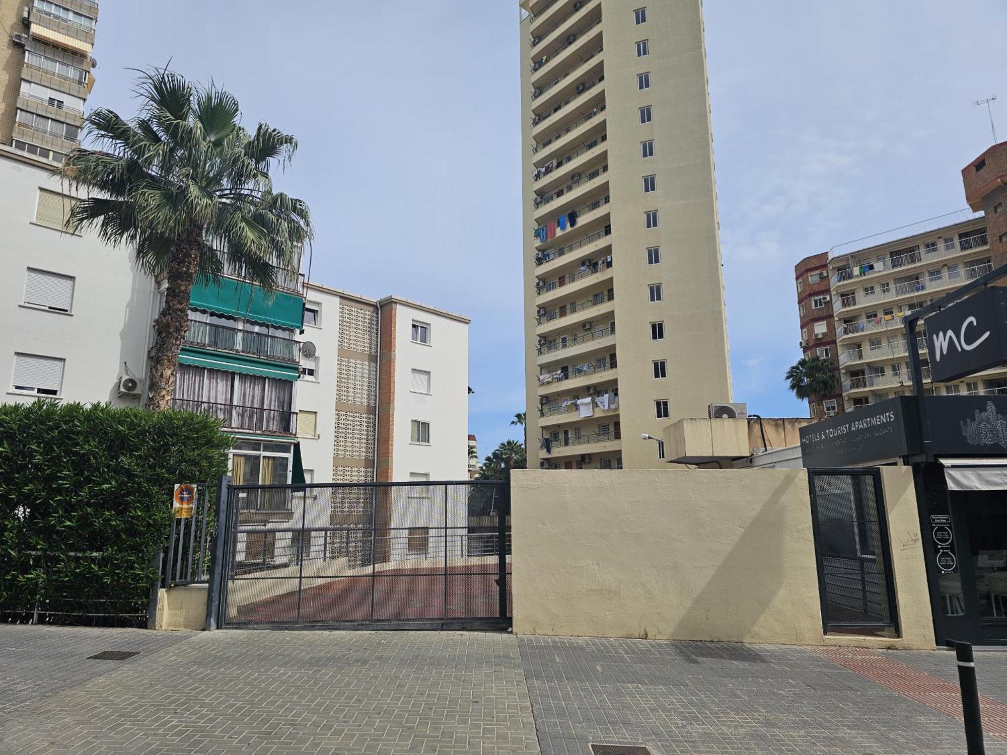 Apartamento Zeus 16 If ベニドルム エクステリア 写真